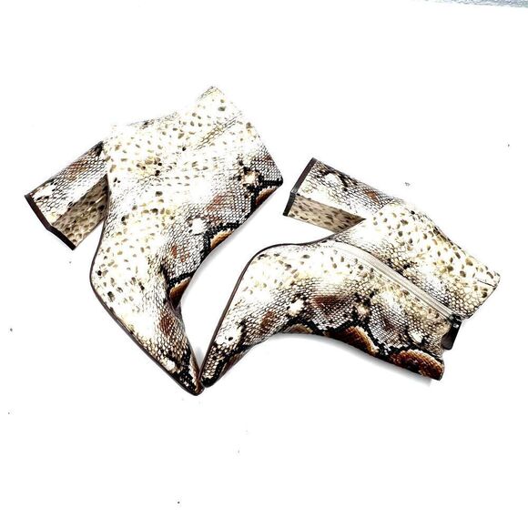 Charles David Ankle Boot print snake Women Block Heel Pointed Toe size 8.5 - Picture 6 of 14